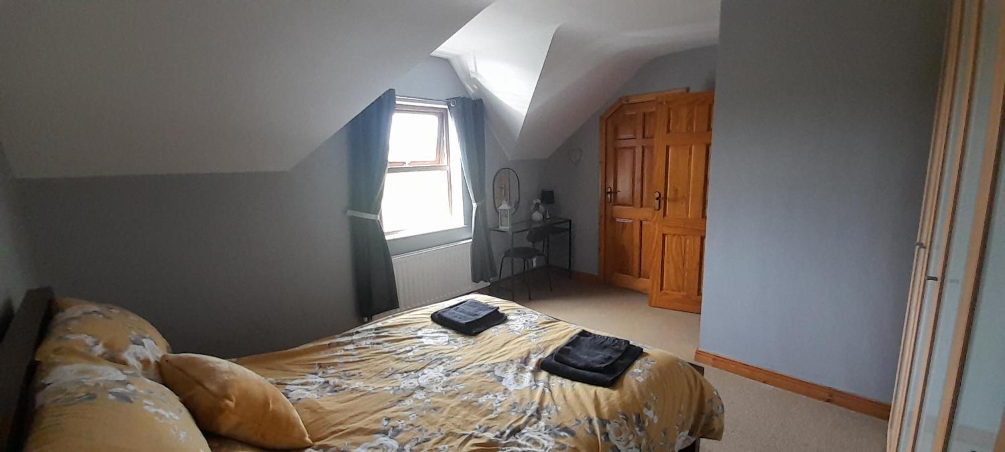 Oaktree Manor Villa Касълуелан Екстериор снимка