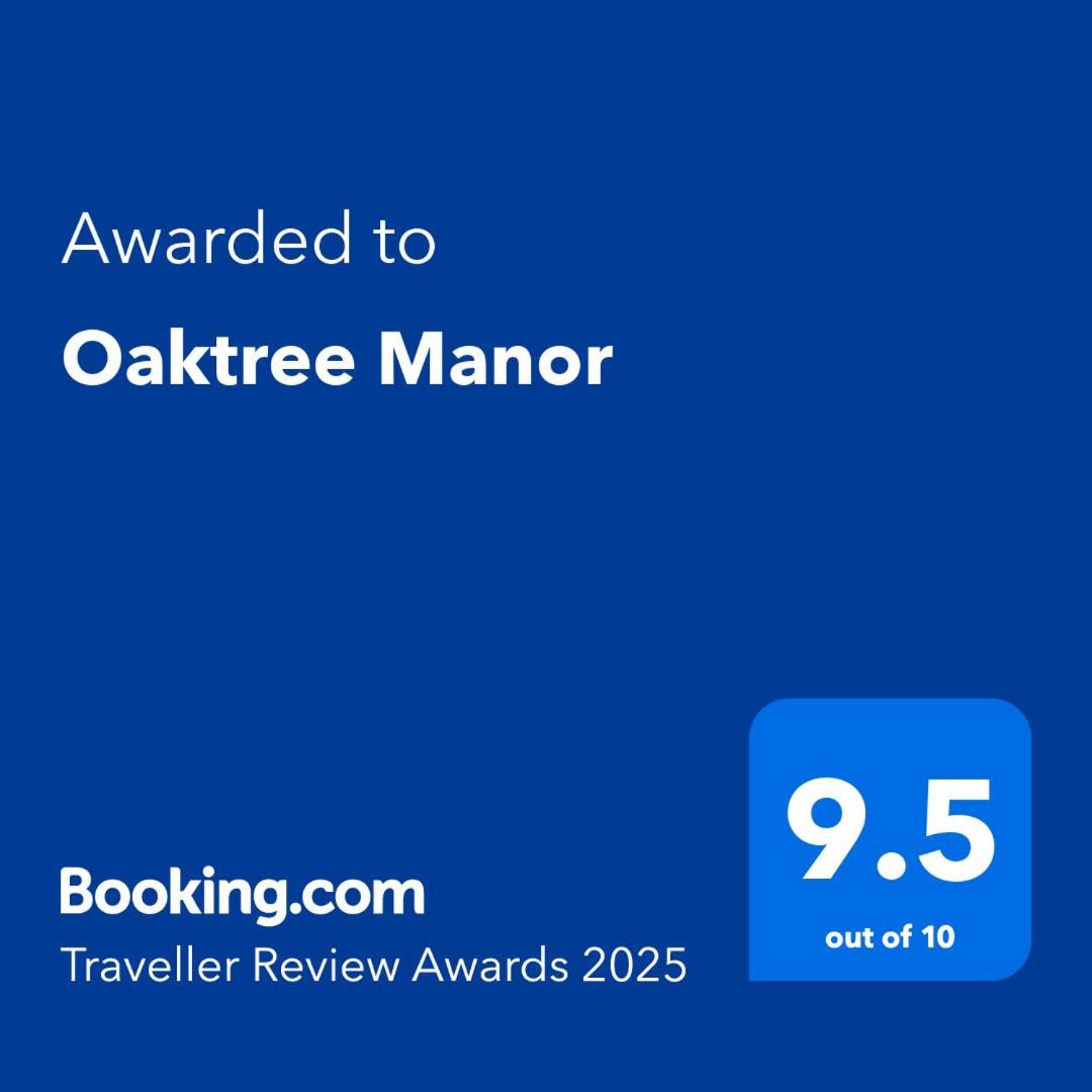 Oaktree Manor Villa Касълуелан Екстериор снимка